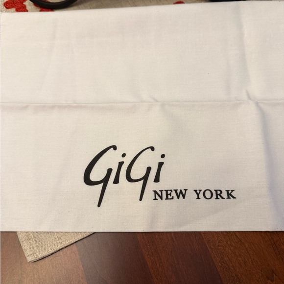 GiGi New York Black Women's All In One Clutch, New Without Tags - Picture 11 of 11